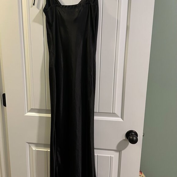 Black Maxi Dress, Size 6 - Picture 2 of 3